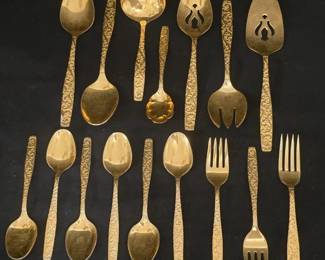 17 pcs Americana Golden Heritage by International Silver Co.