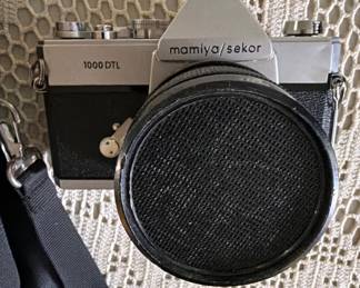 Mamiyo / Sekor Camera with lenses and case