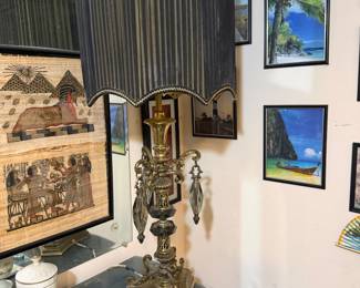 Mid-century Lamp with grey crystals