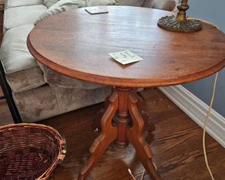 Small round wood table $16 as is