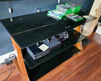 Black glass media cabinet