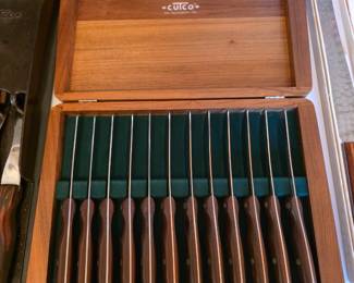 Vintage Cutco # 59 Steak Knives Mahogany Wood Handles & Case Set 12 