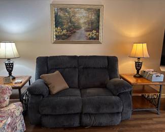 Electric Reclining Love Seat