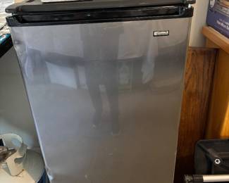 Kenmore Apartment Frig