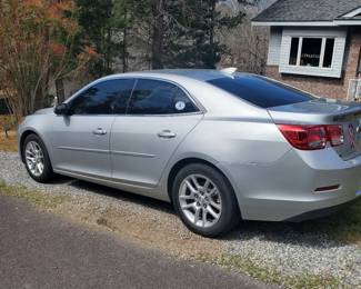 2015 Malibu LT 4 door sedan. 79,400 miles WILL PRESALE
