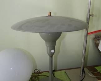 Possible Frederic Raymond lamp