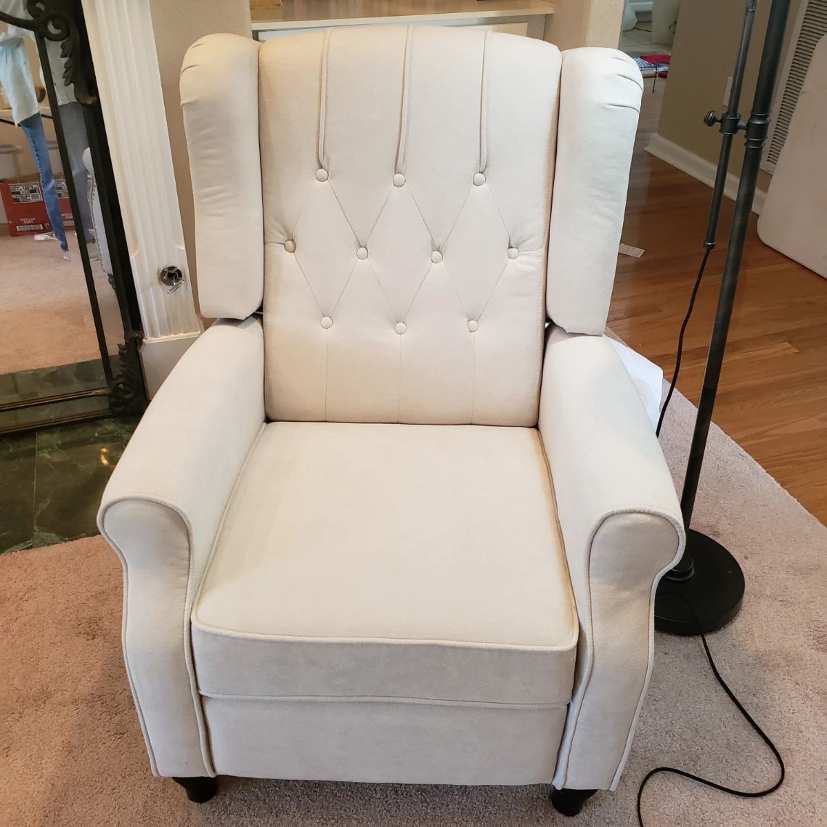 Pair of fabric recliners (like new)