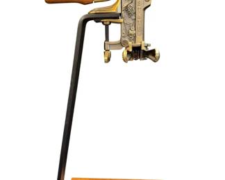 Roger Estate Table Top Wine Bottle Opener