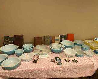 Solid Turquoise 3 bowl set, snowflake, vintage cookbooks,