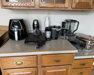 small kitchen appliances and utensils