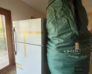 Christmas tree and GE refrigerator