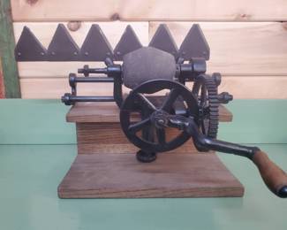 Hand Crank Bench Grinder