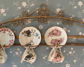 Teacups Rack