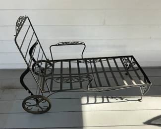 Metal Rolling Chaise