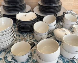 Hand Painted Japan Dinner Set