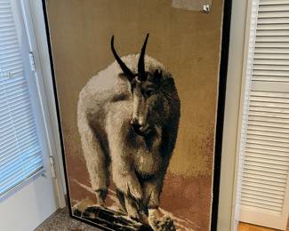 Decorative Carpet - there is a matching Cougar - Handing hardware included