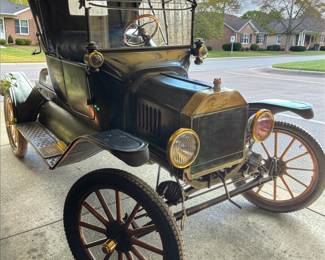 This 1914 Model Ford T vehicle is located in a storage unit. If interested please let us know to arrange a time for you to see it.
