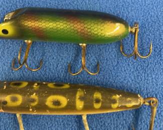 Lot 172. Vintage Paw Paw? 3 3/4" wooden Dartur, and a Paw Paw? 3 1/2" Old Faithful