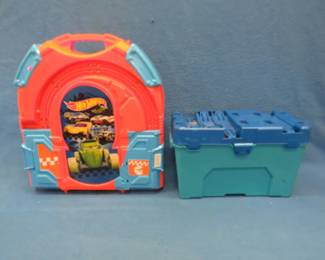 Lot 422. Hot Wheels folding track with 2 controllers and a car with a Track Builder System