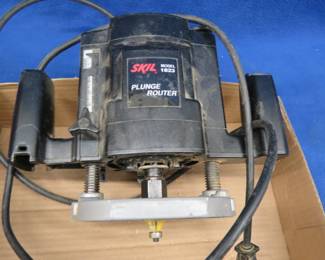 Lot 164. Skill Plunge router