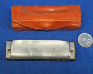 Lot 352. Hohner Special 3 3/4" diatonic harmonica in the key of C with plastic case. Sounds great.