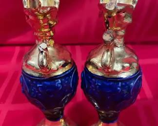 2 Small Vases 