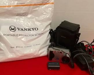Sony Digital Still Camera  New Projector Screen