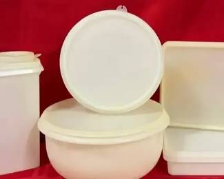Tupperware 2 Clear