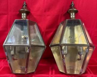 2 Matching Outdoor Lights 