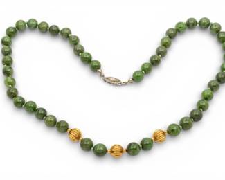 Lot 38
14K Green Nephrite Jade Necklace