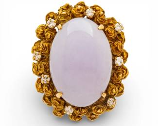 Lot 39
14K Yellow Gold Oval Lavender Jadeite Ring