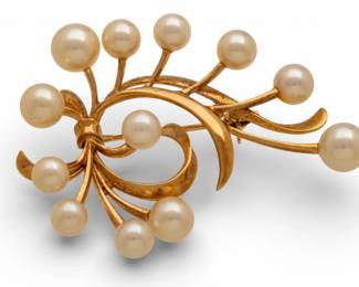 Lot 63
14k Gold Brooch, 12 Pearls