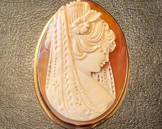 Cameo set in 14 karat gold
