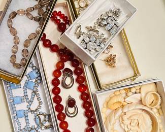 Costume jewelry, sets, necklace and earrings