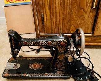 Antique Singer sewing machine and vinyl records