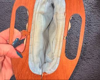 Vintage Embroidered Linen Handbag with Wooden Frame third image