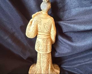 Carved Resin Figurine of a Japanese Geisha with Fan second image