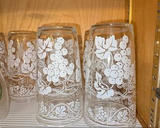Vintage Bartlett Collins Etched Grapevine Tumbler Glasses