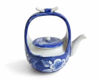 Blue and White Porcelain Teapot third image