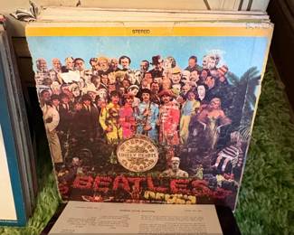 The Beatles Sargeant Peppers Lonely Hearts Club Band Vinyl Record 
