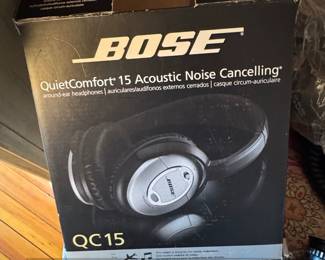 Bose QuietComfort Acoustic Noise Cancelling Headphones