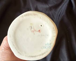 Cybis Porcelain Figurine Heidi with Flowers fourth image