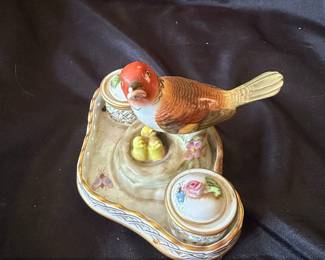 Herend Porcelain Double Inkwell with Bird and Chicks second image
