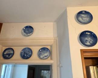 Bing  Grondahl Jul Christmas Plates second image