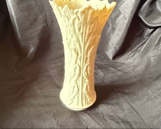 Lenox Woodland Collection Ivory Porcelain Vase second image