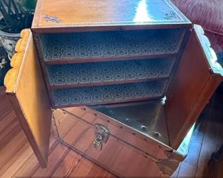 Vintage Faux Leather Book Box with Filosofia Titles second image