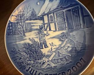 Bing Grndahl Christmas in the Countryside Collector Plate