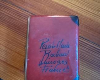 Vintage Ceramic Trinket Box with Miniature Spectacles third image