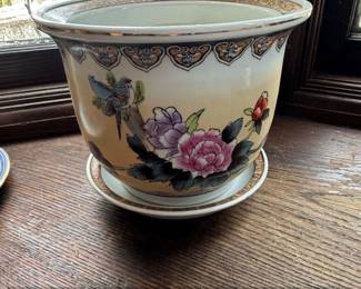 Chinese Famille Rose Porcelain Fish Bowl Planter with Peony and Bird Motif
