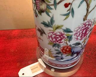 Chinese Export Famille Rose Porcelain Umbrella Stand Lamp third image